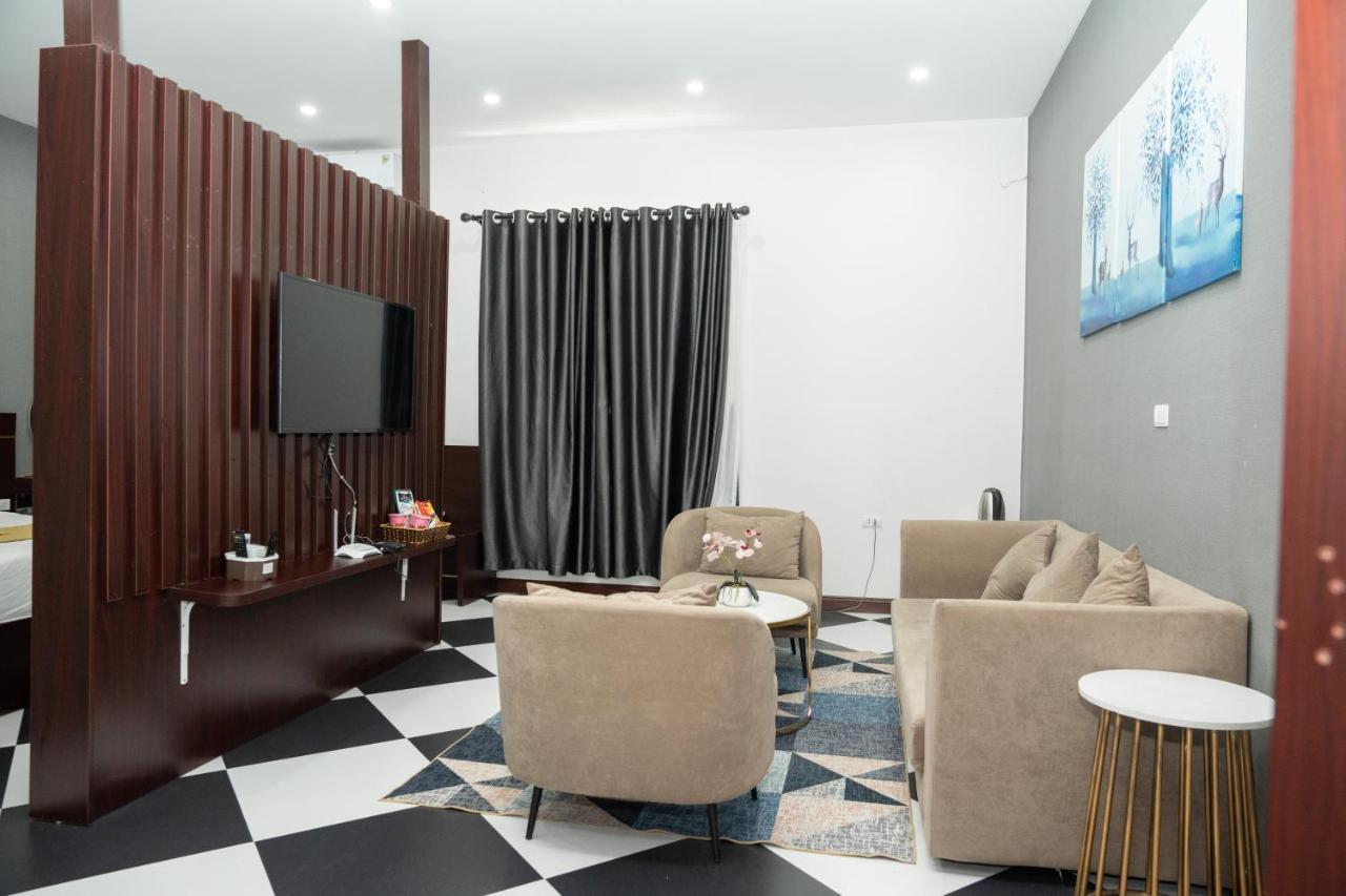 Anh Anh Luxury Hotel Tuyen Quang Exterior foto